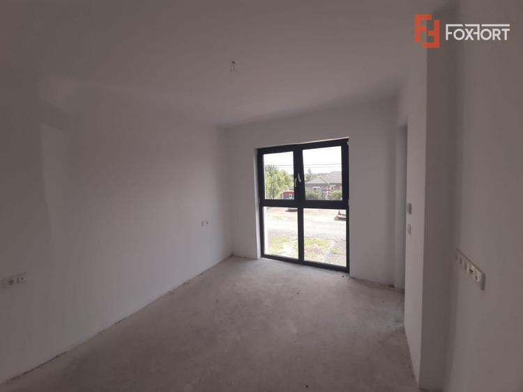 Duplex cu 5 camere cu Teren 318 Mp în Urseni