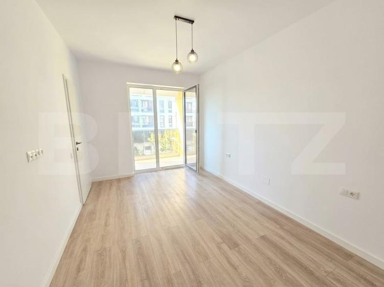 Apartament cu 2 camere semidecomandat, mobilat în Florești