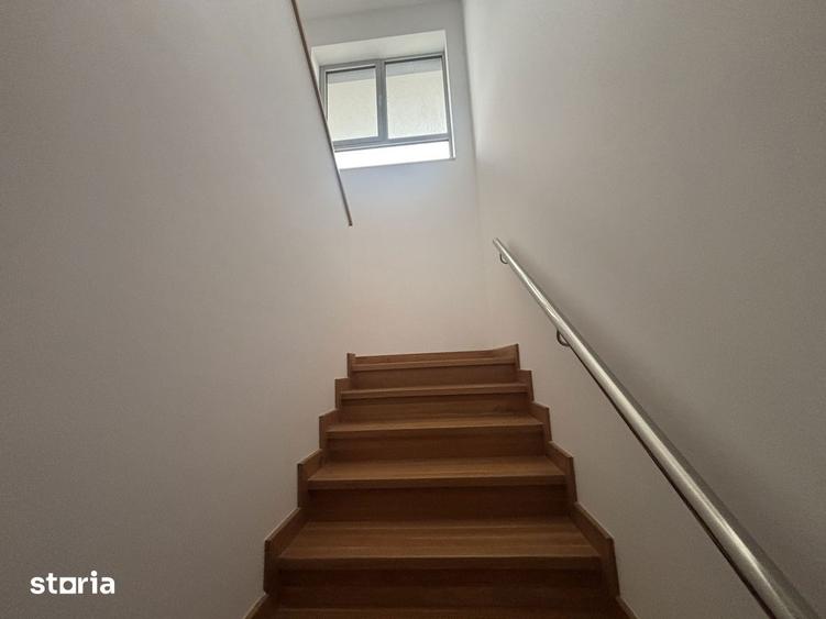 Apartament cu 4 camere în Grivița