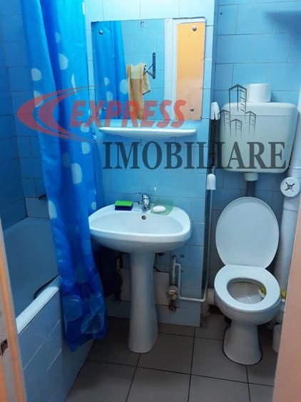 Apartament cu 2 camere decomandat în 1 Decembrie 1918