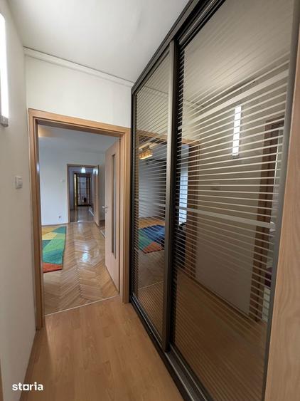 Apartament cu 3 camere în Medicină