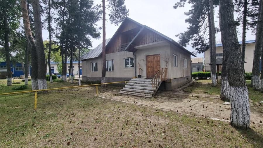 Birou, de 192 mp, în Ștefăneștii Noi