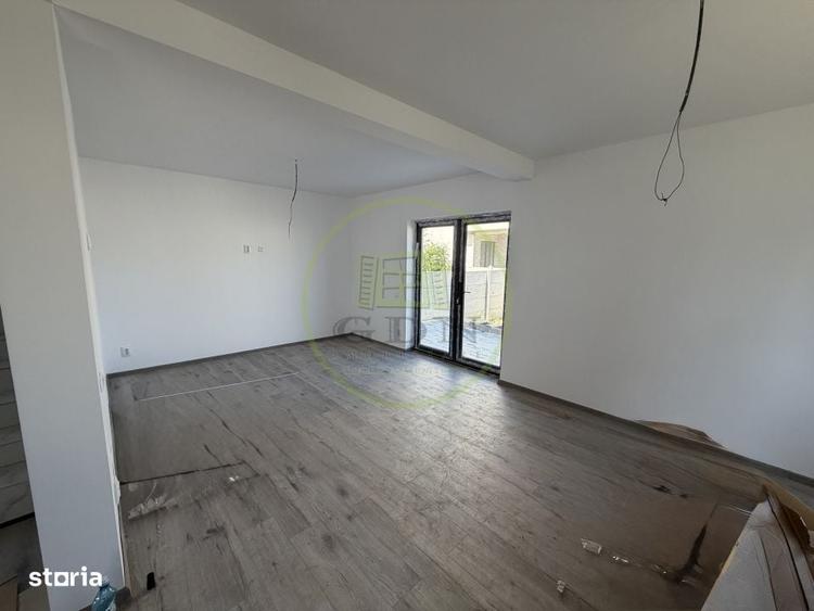 Casă cu 4 camere în Albești