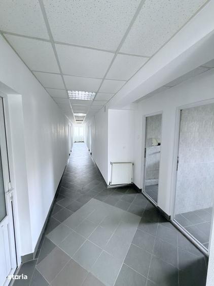 Spațiu comercial, de 300 mp, în Central