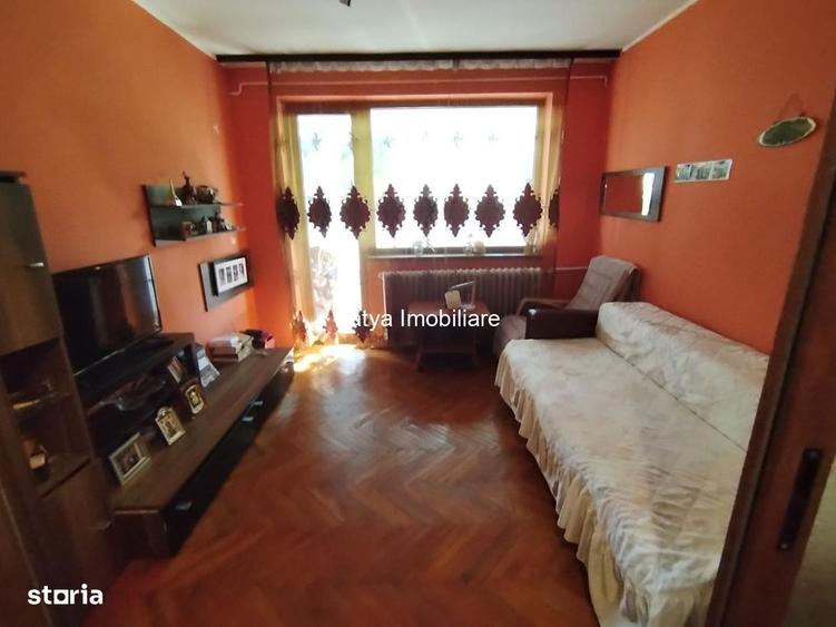 Apartament cu 4 camere decomandat în Tomis Nord