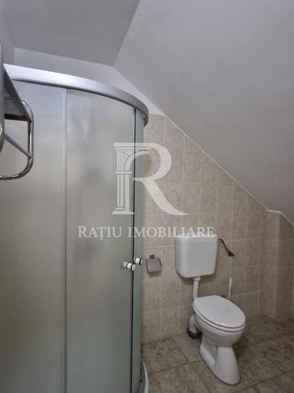 Spațiu comercial, de 640 mp, în Central