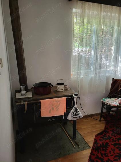 Casă cu 5 camere în Valea