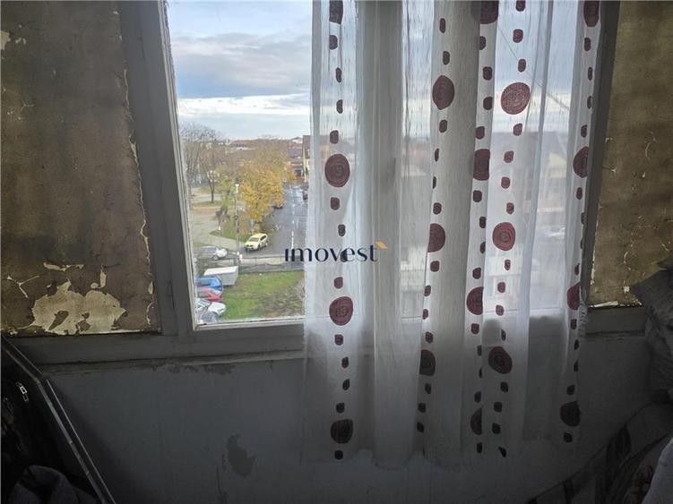Apartament cu 2 camere decomandat în Solidarității