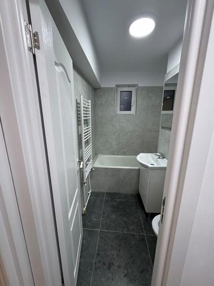 Apartament cu 2 camere semidecomandat în George Enescu