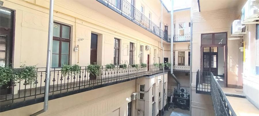 Spațiu comercial, de 140 mp, în P-ța Unirii