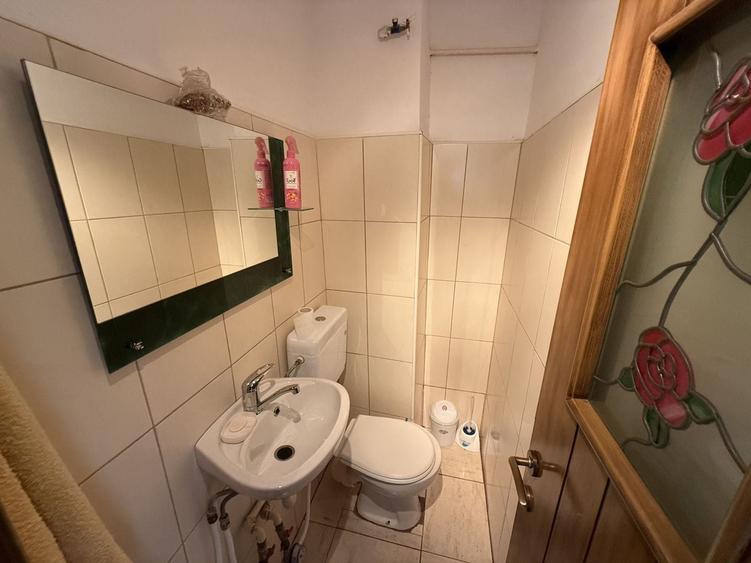 Apartament cu 4 camere decomandat, mobilat în Inel II