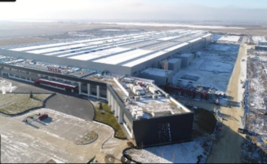 Teren Construcții intravilan de 99330 mp, în Ulmi