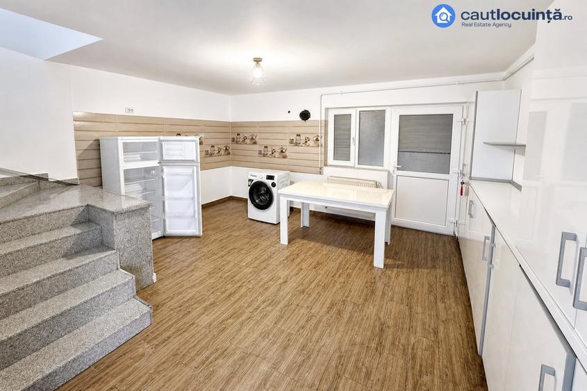 Casă cu 5 camere cu Teren 300 Mp în Sălaj