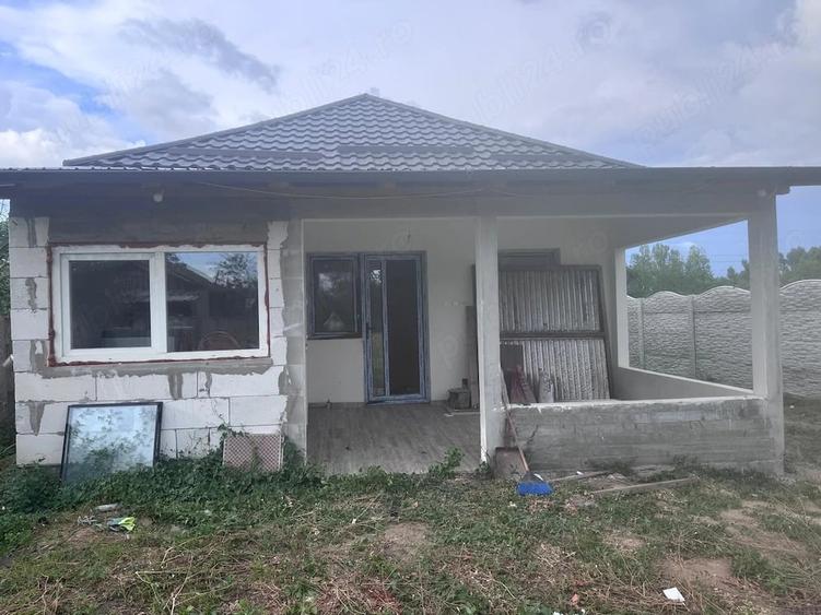 Casă cu Teren 1125 Mp în Amărăști