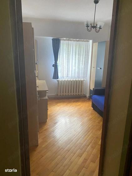 Apartament cu 3 camere decomandat în Păcurari