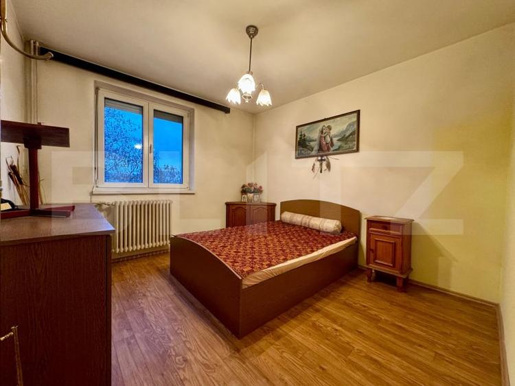 Apartament cu 3 camere decomandat, mobilat în Rogerius
