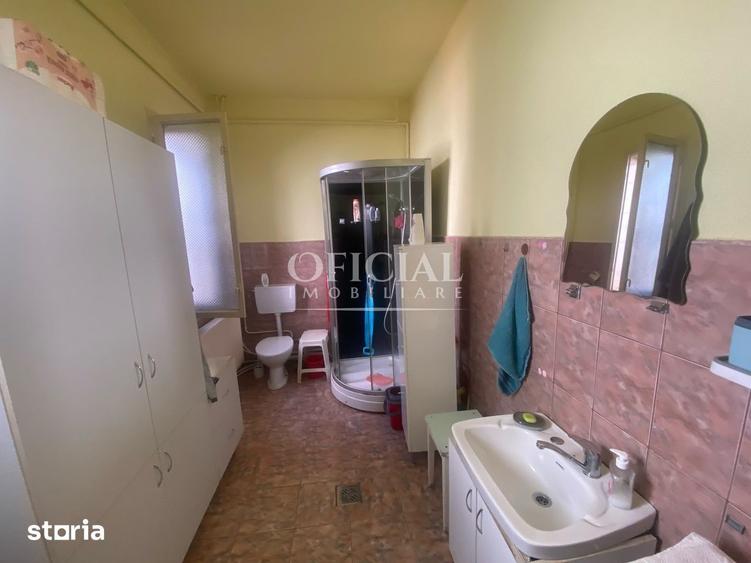 Casă cu 3 camere cu Canalizare în Dâmbul Rotund