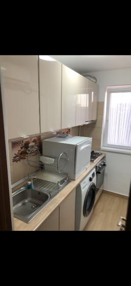 Vând Apartament 3 camere - 11
