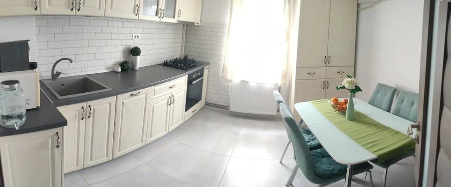 Vand apartament 3 camere decomandat vedere pe doua parti - 3
