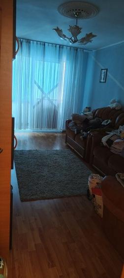 Apartament cu 2 camere decomandat în Sârbi
