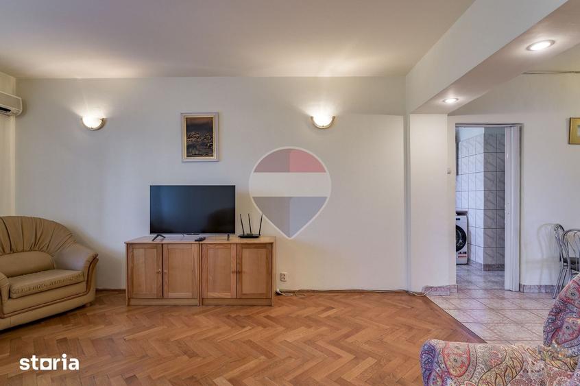 Apartament cu 3 camere în Vatra Luminoasă