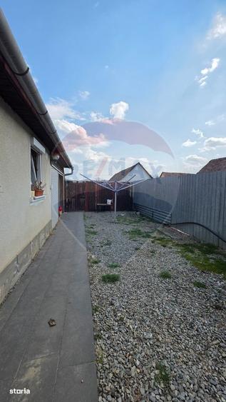 Casă cu 3 camere cu Teren 1750 Mp în Dârlos