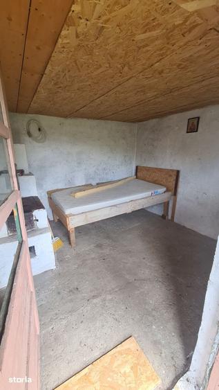 Casă cu 2 camere cu Teren 685 Mp în Mălureni