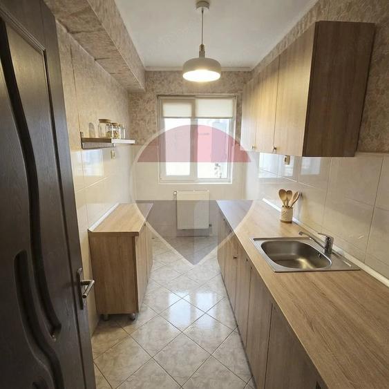 Apartament cu 3 camere decomandat în Nord