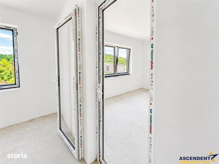Casă cu 4 camere în Bărdești