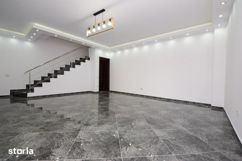 Casă cu 3 camere cu Teren 92 Mp în Sălaj