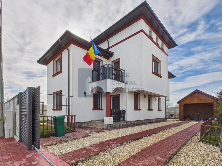 Casă individuală cu 5 camere cu Canalizare în Cornetu