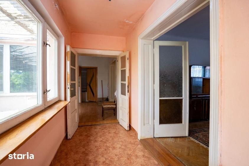 Casă cu 2 camere cu Teren 620 Mp în Rogerius