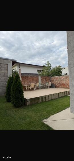 Casă cu 5 camere cu Teren 260 Mp în Bucureștii Noi