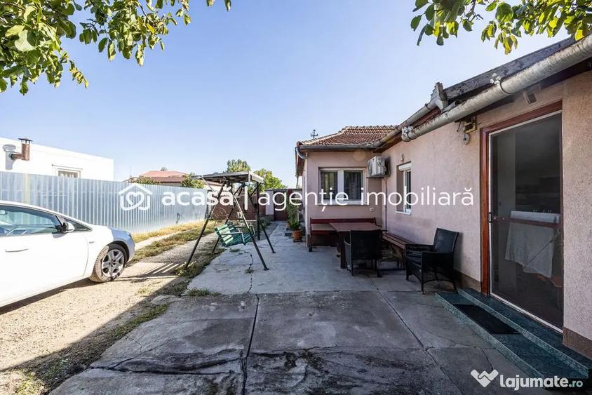 Casă cu 4 camere cu Canalizare în Turnu