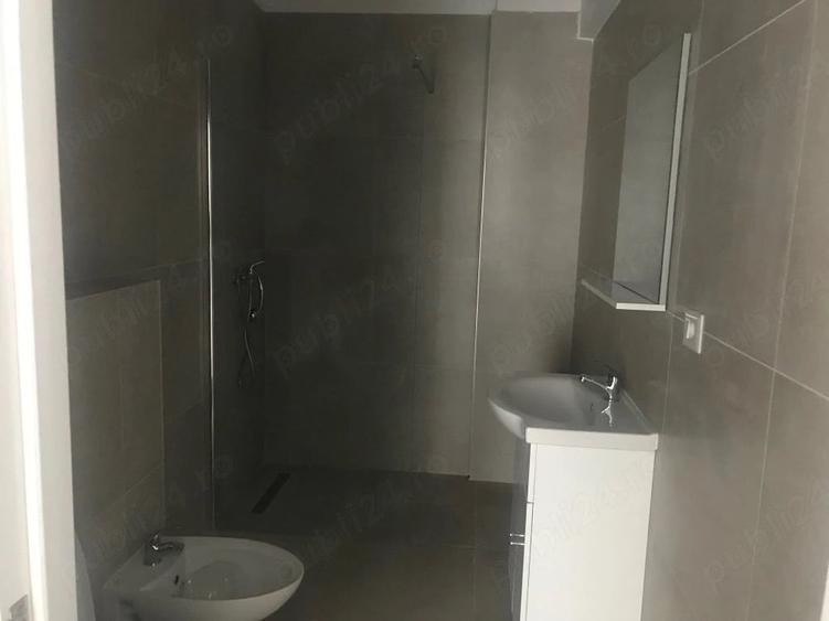 Apartament cu 2 camere decomandat în Traian