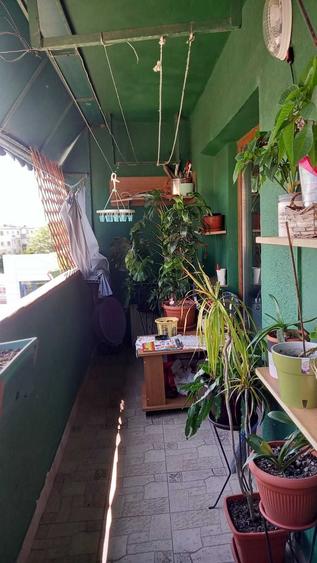 Apartament cu 4 camere decomandat în Moara