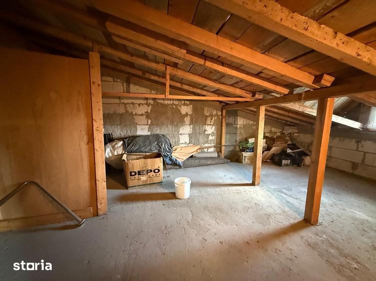 Casă cu 5 camere cu Teren 650 Mp în Chiajna