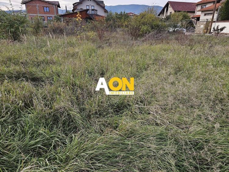 Teren Construcții intravilan de 585 mp, în Micești
