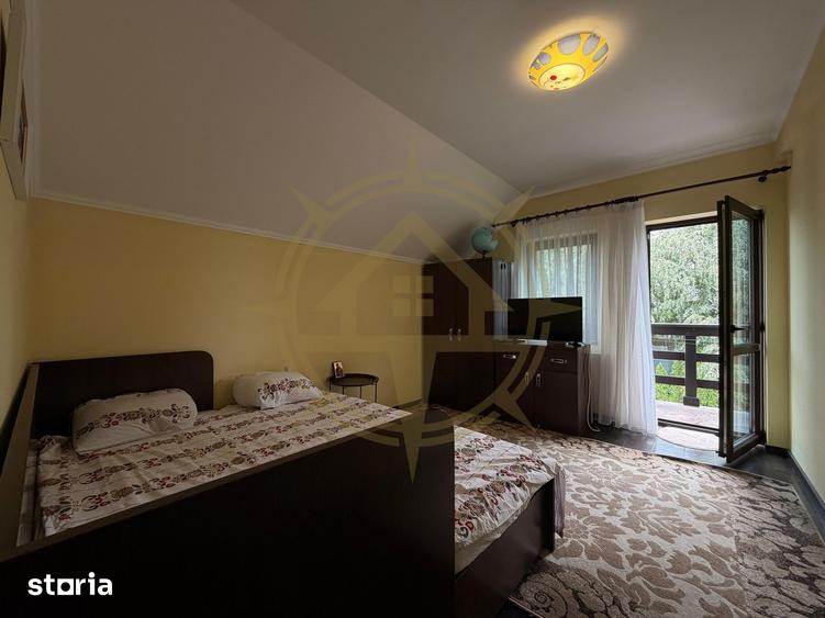Casă cu 5 camere cu Teren 3247 Mp în Corbii Mari