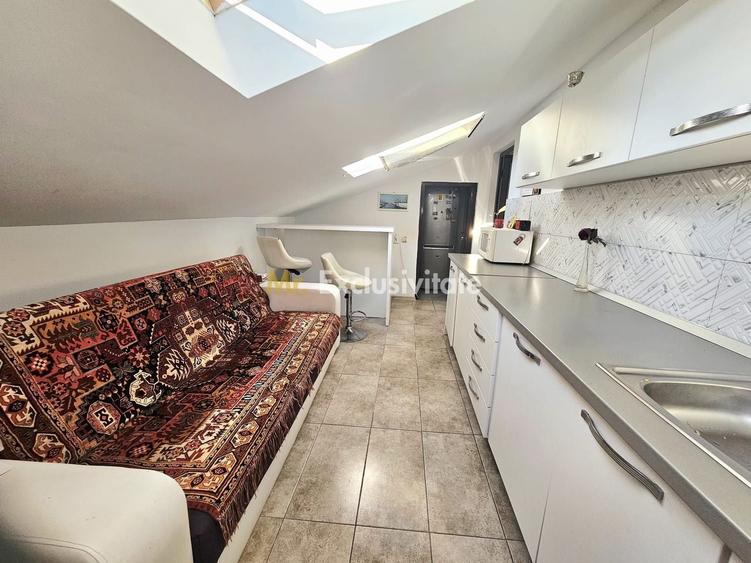 Apartament cu 3 camere semidecomandat, mobilat în Mănăștur