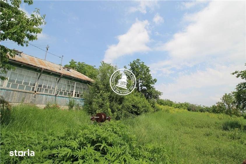 Casă cu 3 camere cu Teren 3700 Mp în Comarna