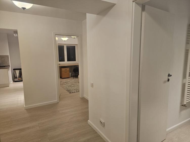 Apartament cu 4 camere, mobilat în Decebal