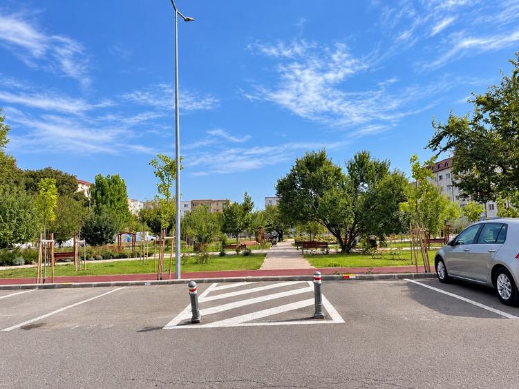 Apartament cu 4 camere decomandat, mobilat în Inel II