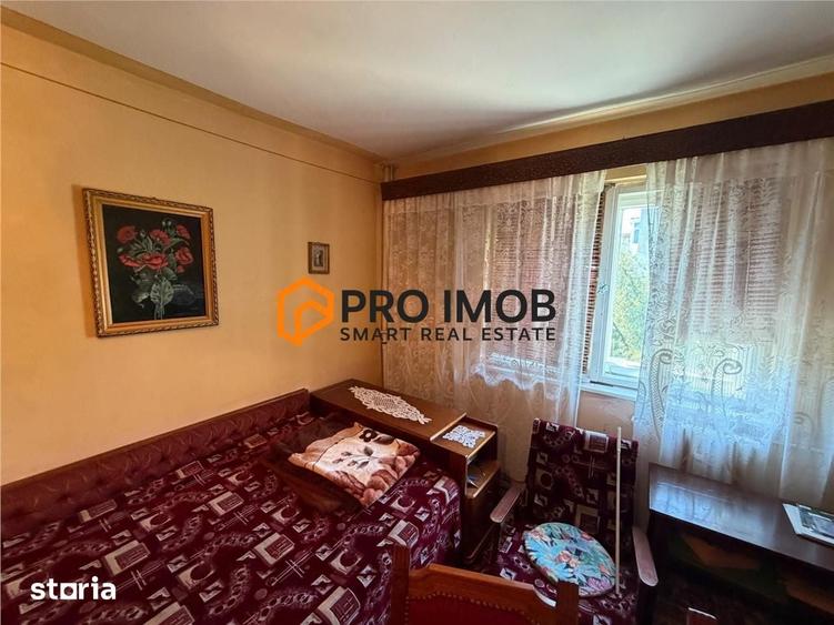 Apartament cu 3 camere decomandat în Central