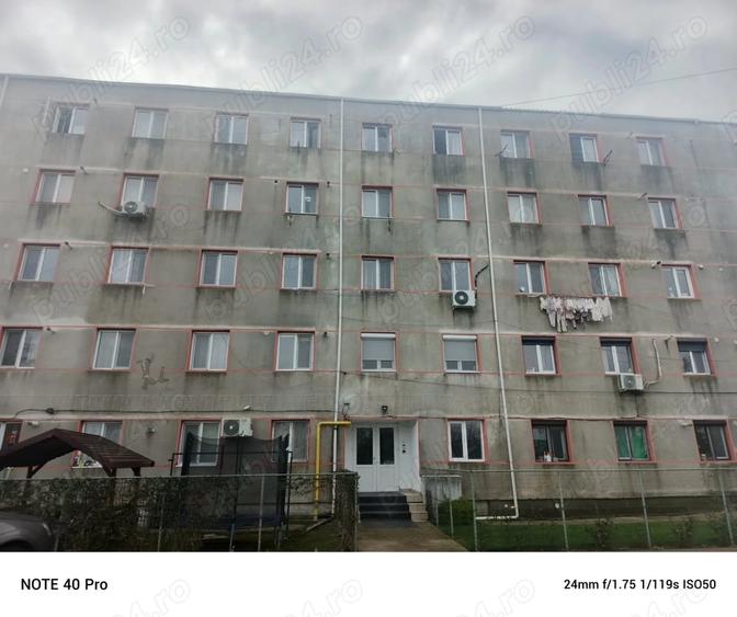 Garsonieră decomandată în Central