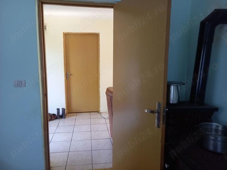Casă cu 4 camere cu Teren 1700 Mp în Pătrăuți