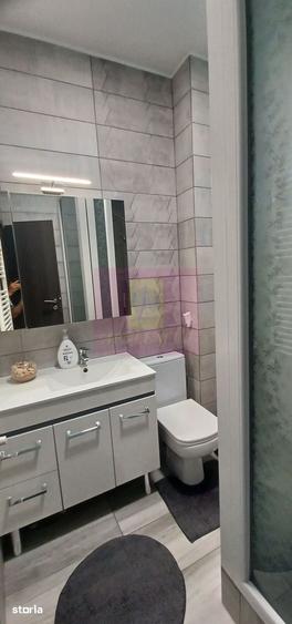 Casă cu 4 camere cu Teren 450 Mp în Săbăreni