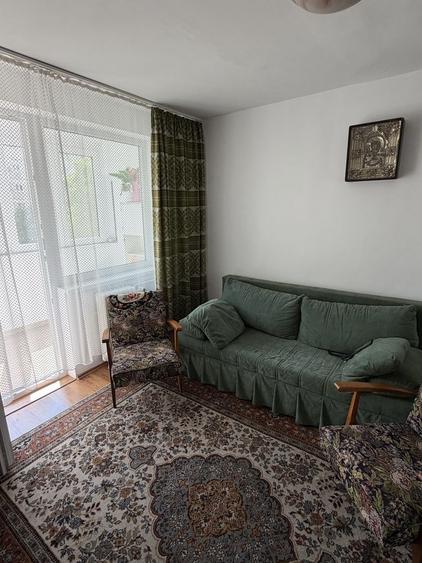 Apartament cu 2 camere semidecomandat în Dacia