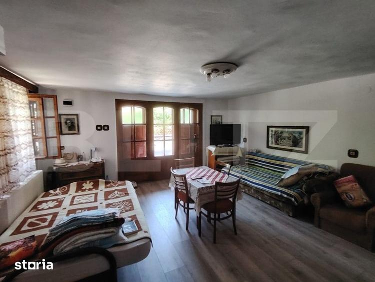 Casă cu 5 camere cu Teren 226 Mp în Sovata