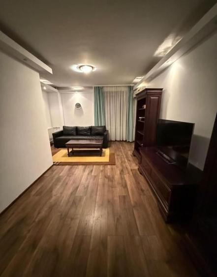 Apartament 3 Camere | Decomandat | 13 Septembrie - 1